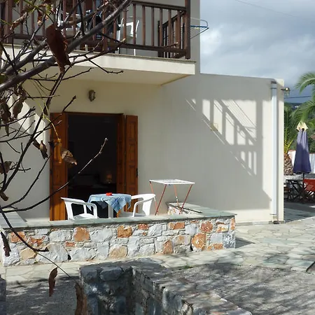 Nautilus βραχυχρονια μισθωση Skopelos Town