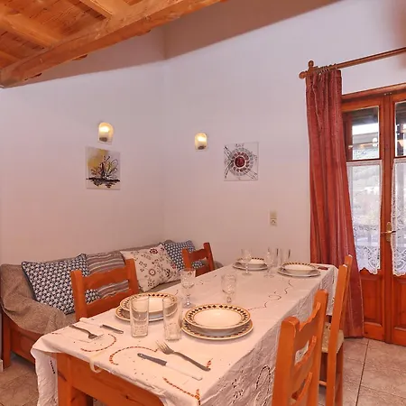Nautilus βραχυχρονια μισθωση * Skopelos Town