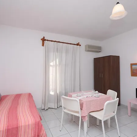 Nautilus βραχυχρονια μισθωση Apartment Skopelos Town