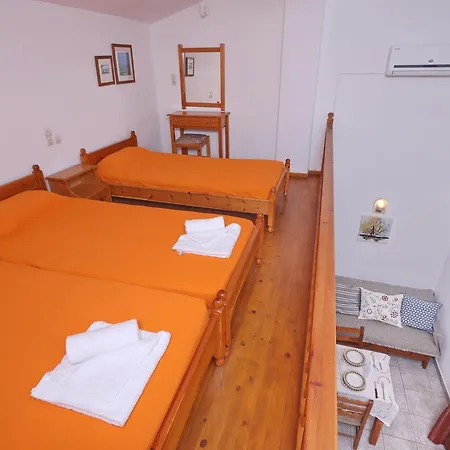 Nautilus βραχυχρονια μισθωση Skopelos Town