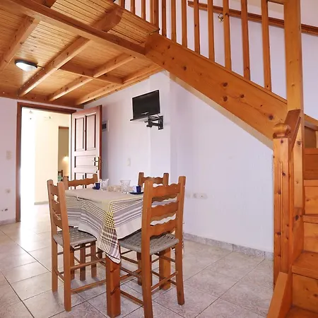 Nautilus βραχυχρονια μισθωση * Skopelos Town