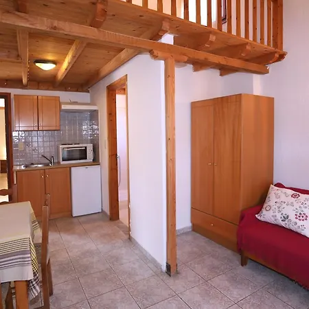 Nautilus βραχυχρονια μισθωση * Skopelos Town